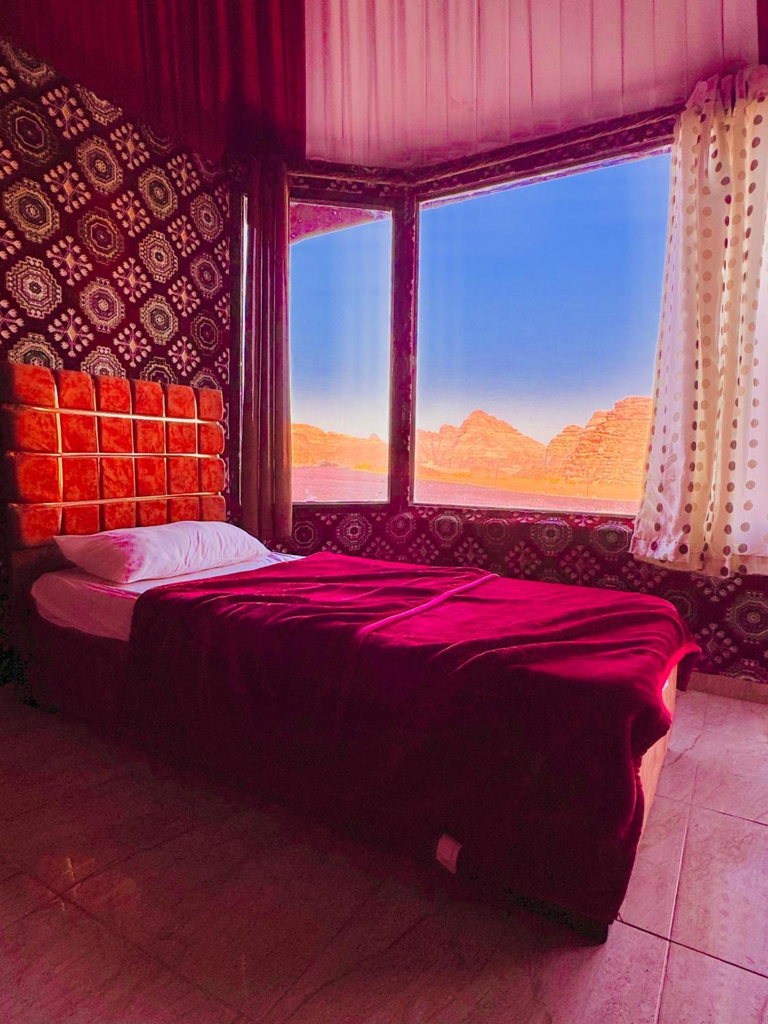 Wadi Rum Bubble Camp & Tour Exterior photo
