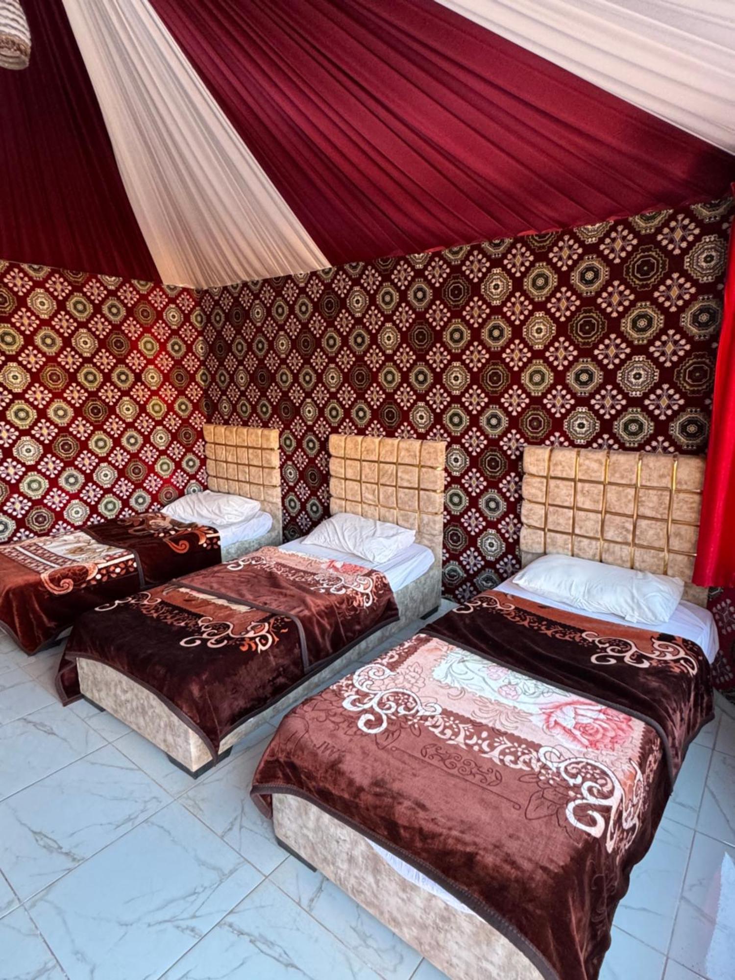 Wadi Rum Bubble Camp & Tour Exterior photo