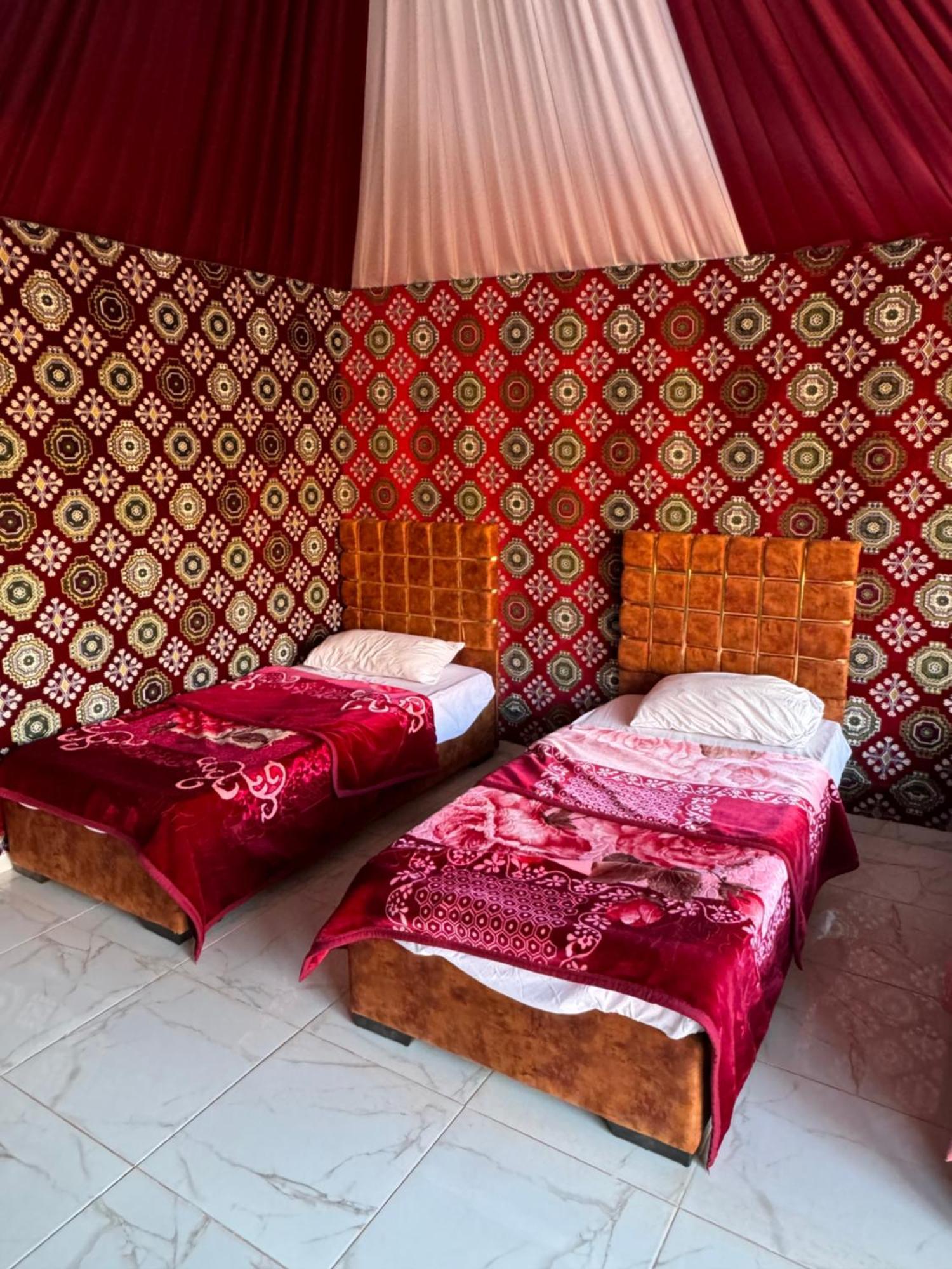 Wadi Rum Bubble Camp & Tour Exterior photo