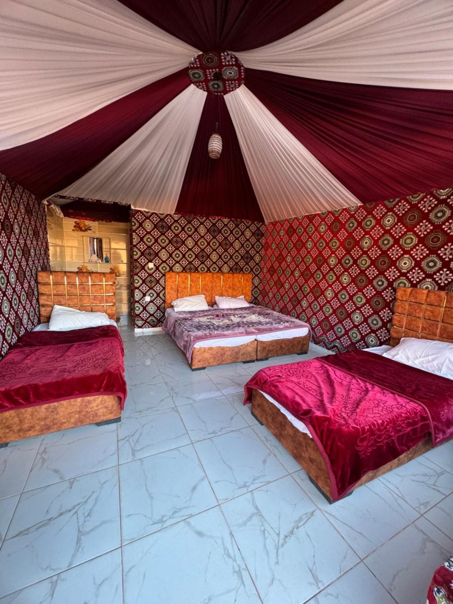 Wadi Rum Bubble Camp & Tour Exterior photo