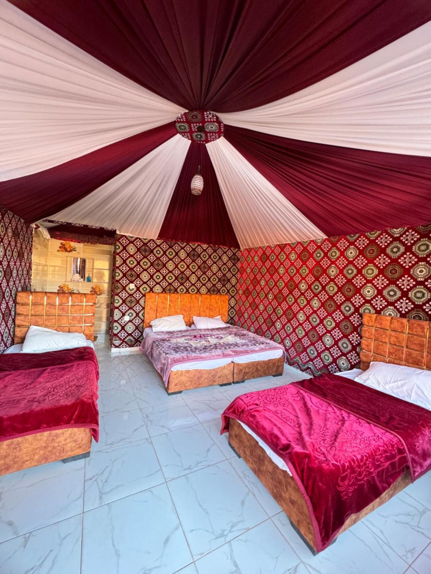 Wadi Rum Bubble Camp & Tour Exterior photo