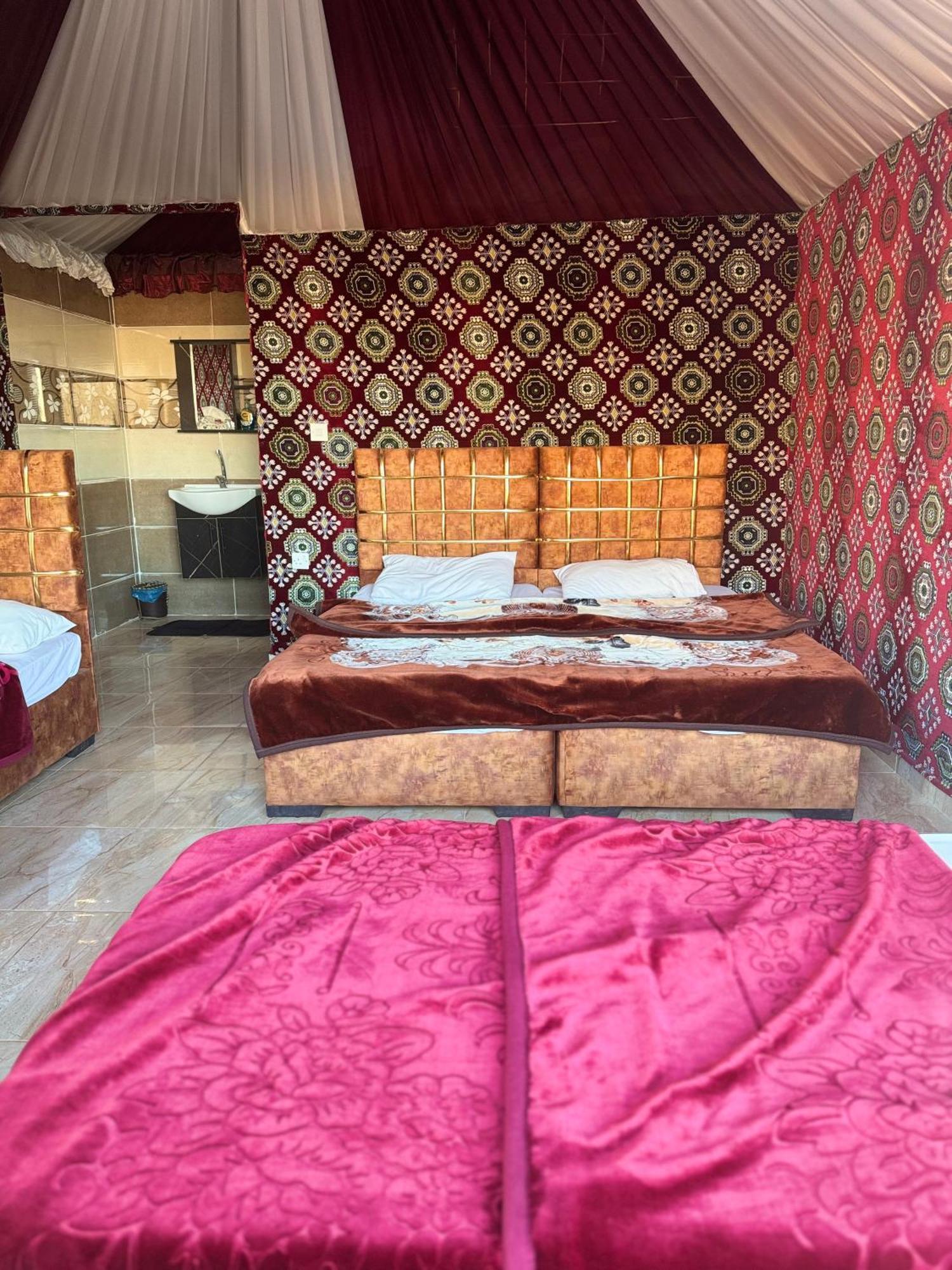 Wadi Rum Bubble Camp & Tour Exterior photo