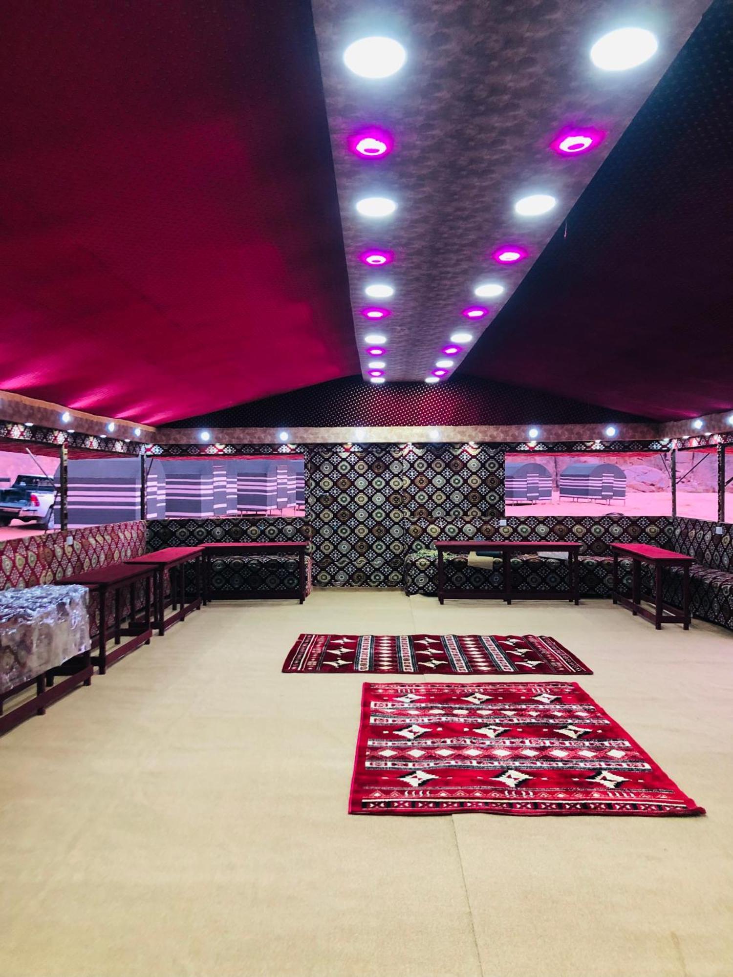 Wadi Rum Bubble Camp & Tour Exterior photo
