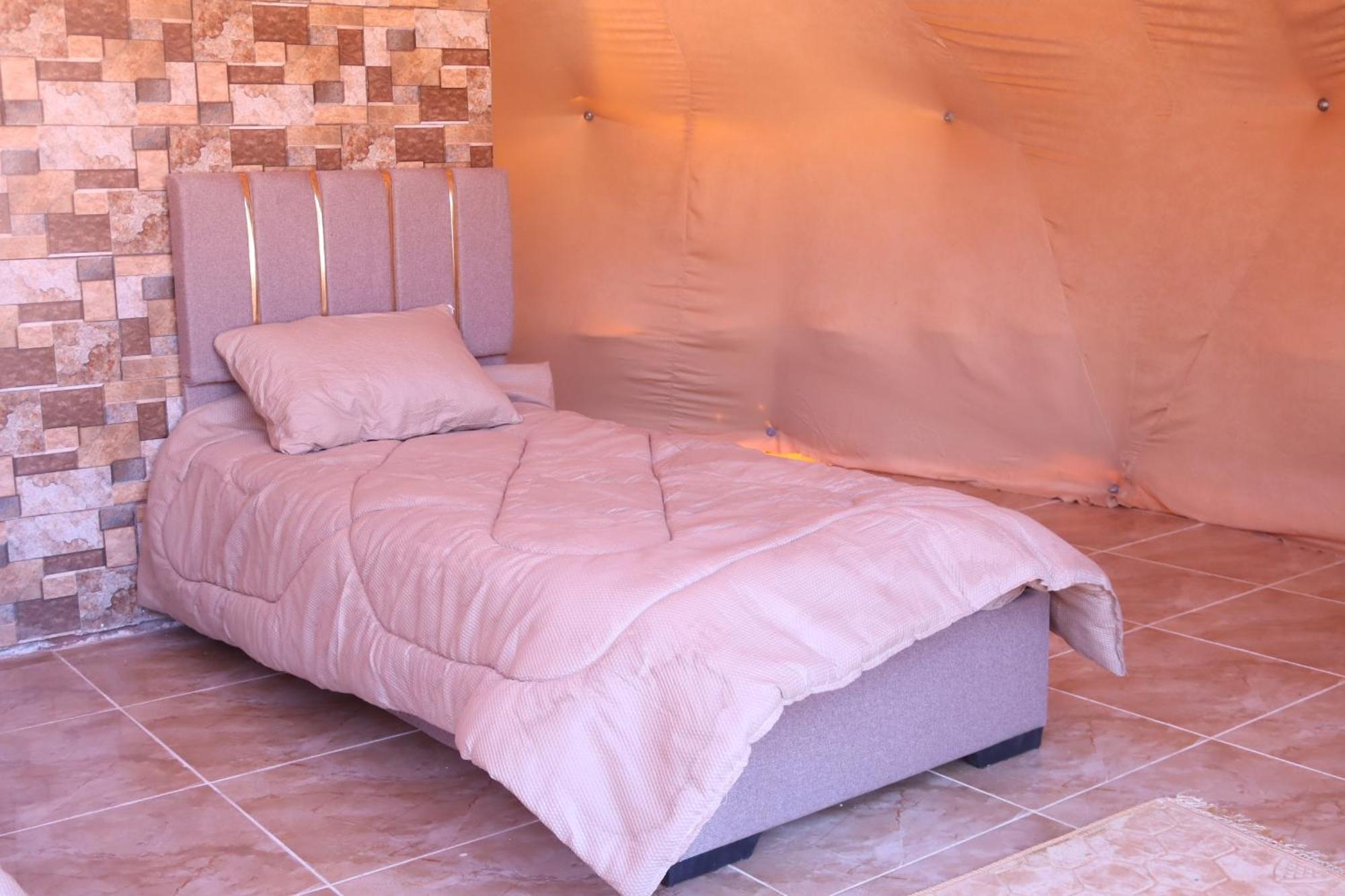 Wadi Rum Bubble Camp & Tour Exterior photo